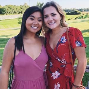 Meet your Posher, Laura